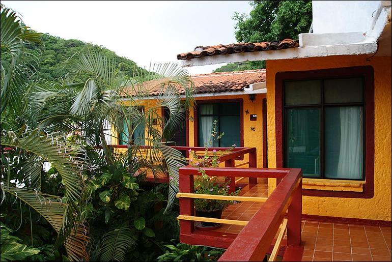 Hotel La Cabana Puerto Angel Exterior photo